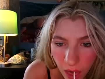 golfgirlcarly