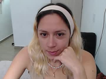 hot mommymia