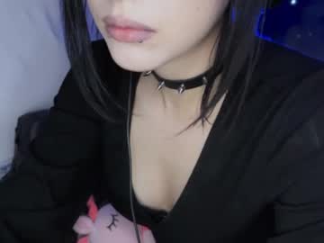 luna dark1
