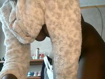 monah ebony
