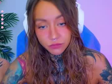 nickyneck