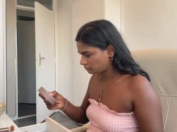 suraya ndia